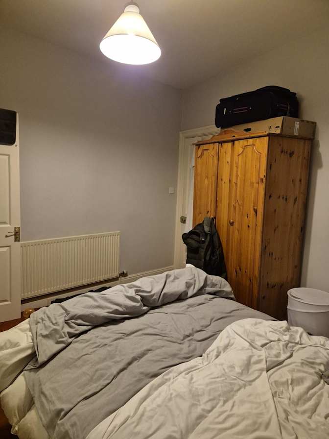 Nury's room