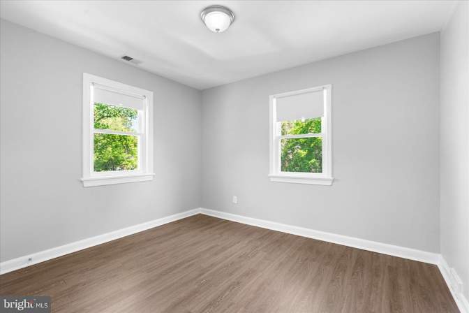 Steven Meyers's room