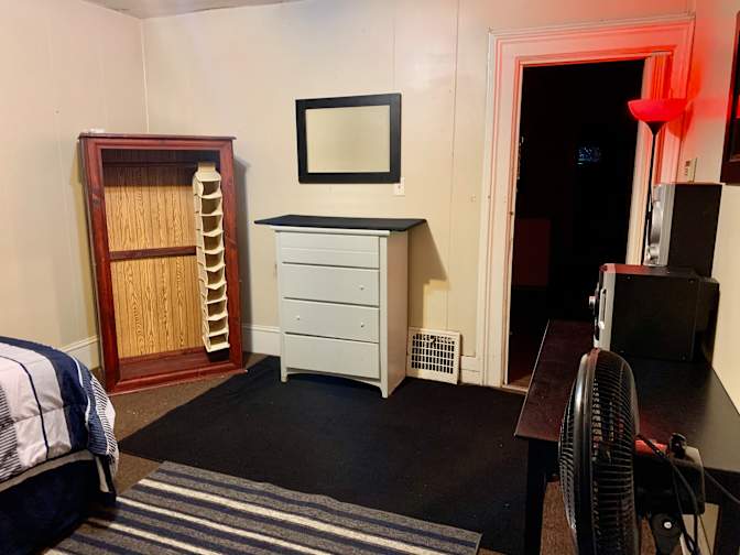 Rhonda's room