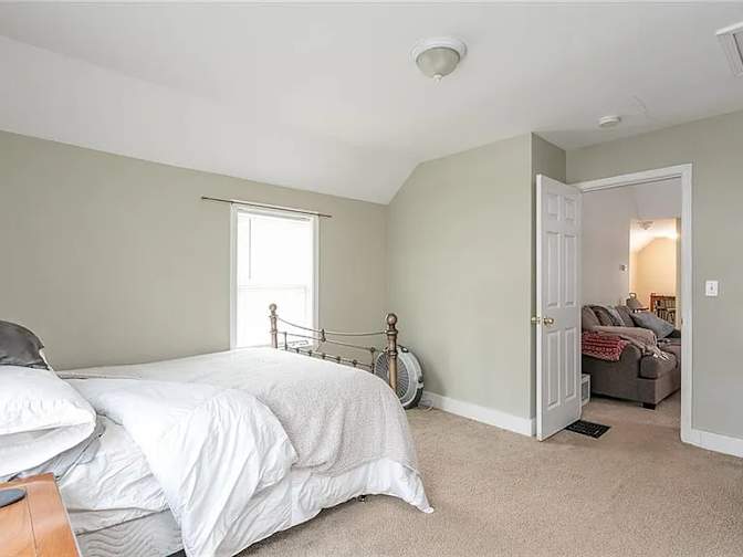 Joey Ingram's room