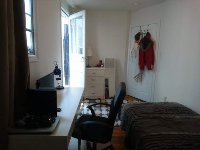 Dani's room