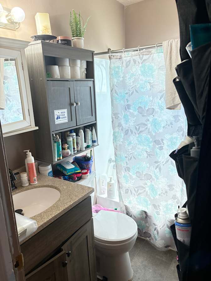 Jenn's room