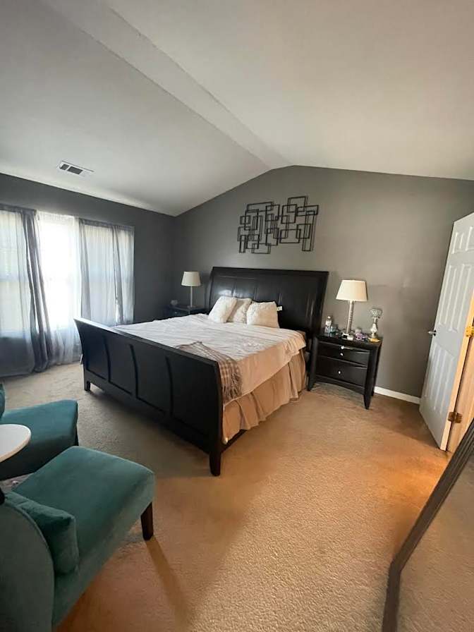 Monica Thomas's room