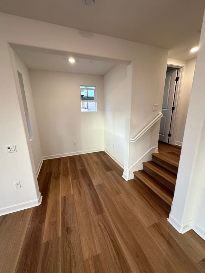 Thomas's room