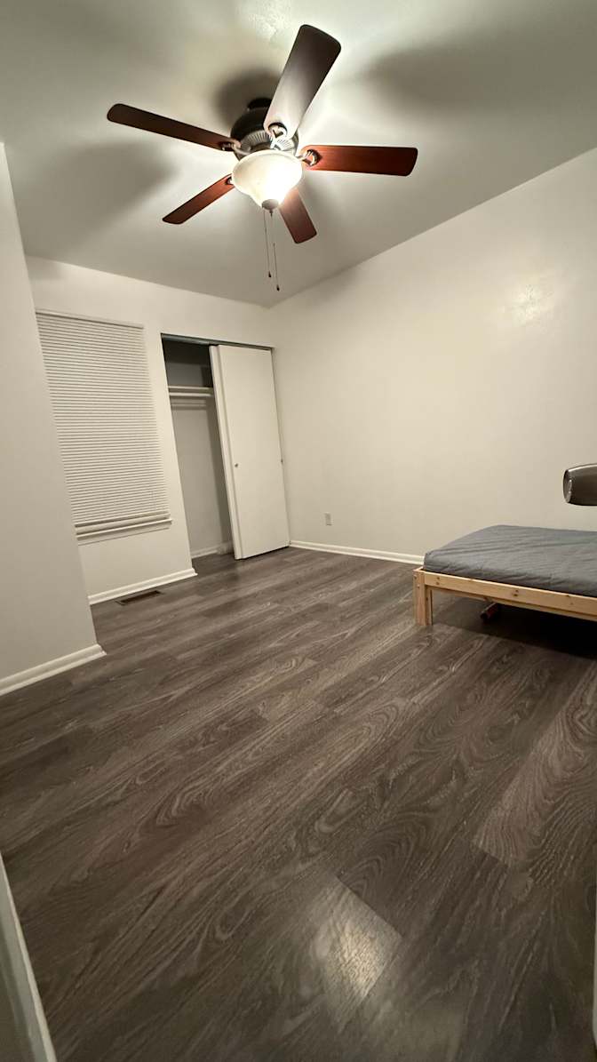 Yao Meng's room