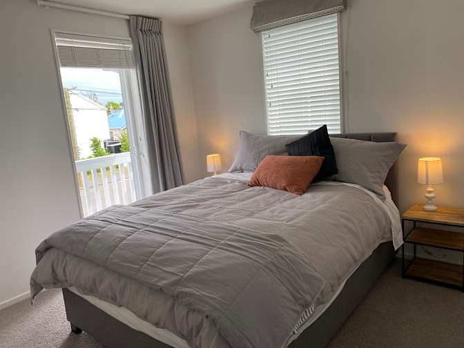 Jo's room