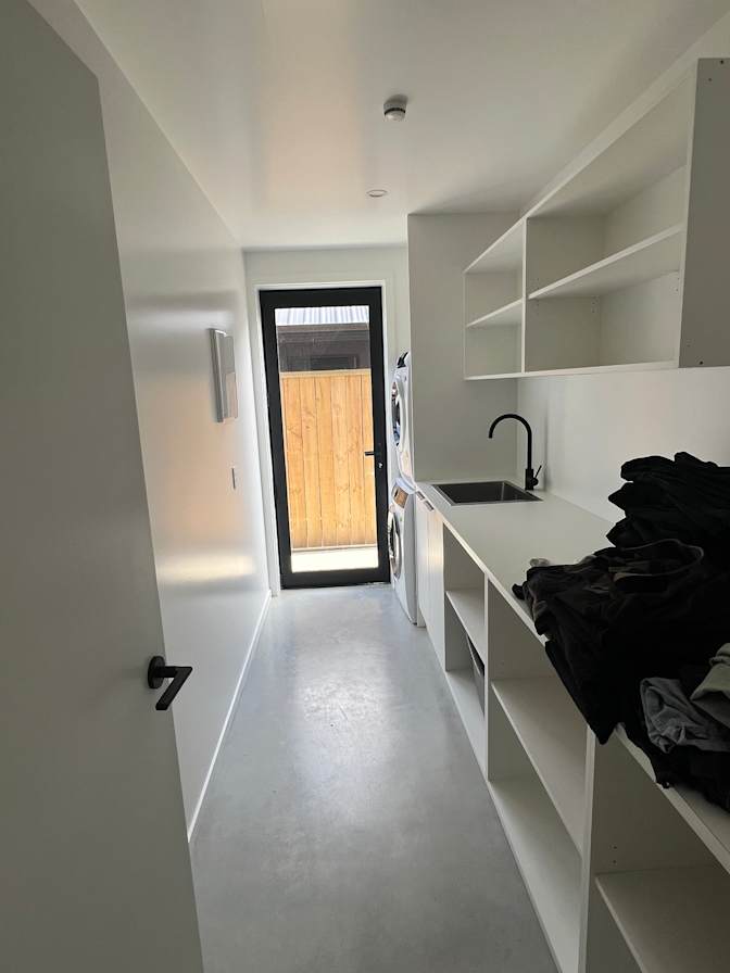 Kris Reid's room