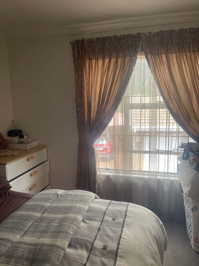 Tshidi Molubi's room