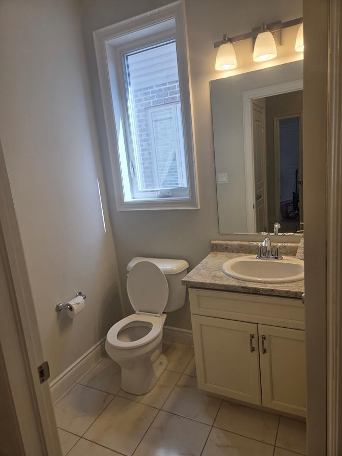 Laju Ejutemieden's room