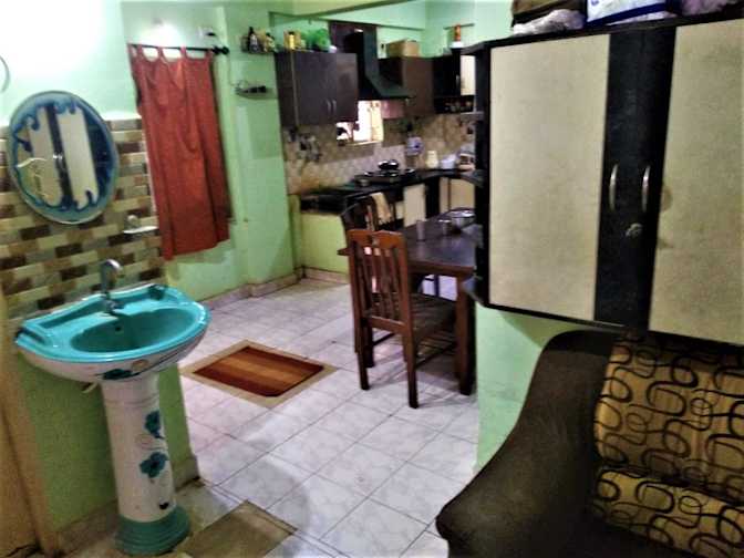 khiroj's room