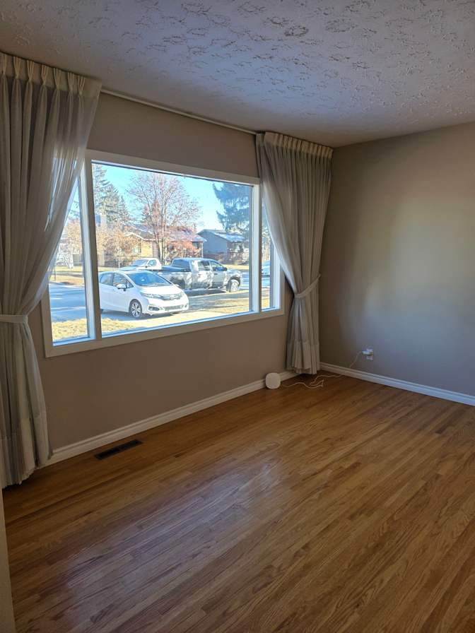 Forman Crescent's room