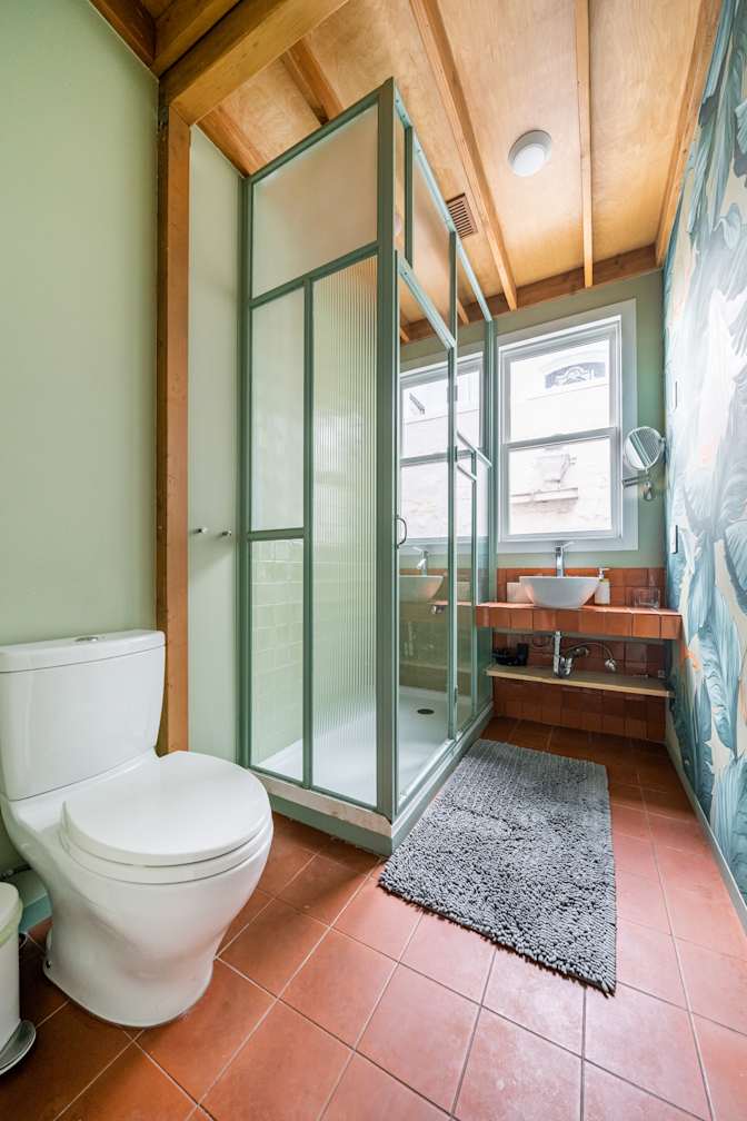 Russian Hill Coliving's room