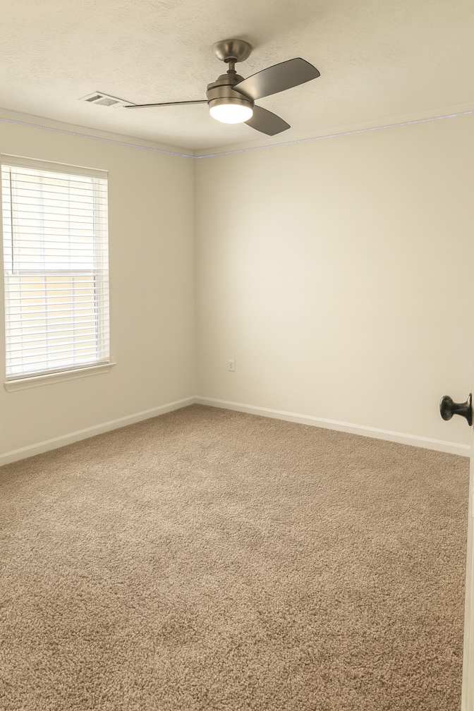 Alcove Rooms's room