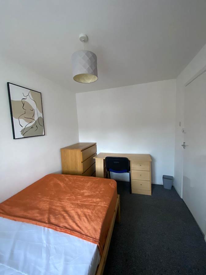 Sandra Reid's room