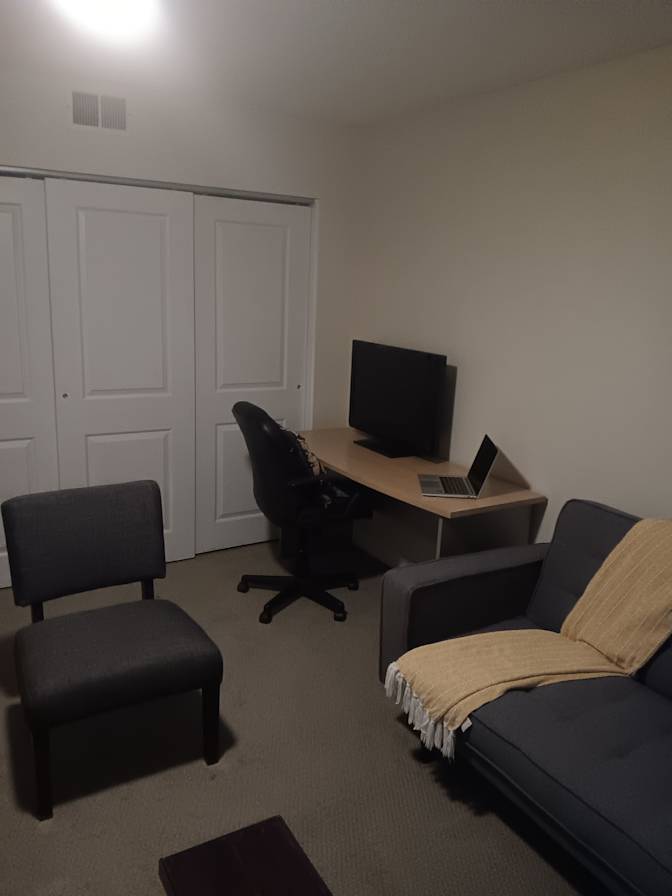 Dorian Logue's room