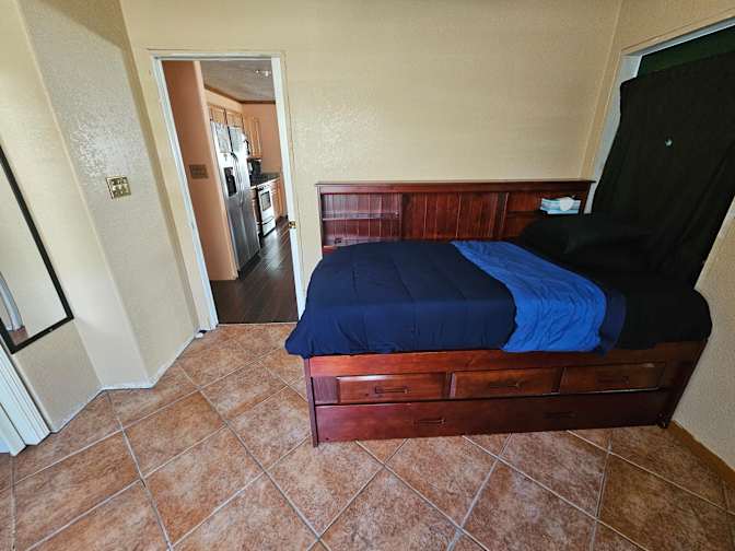 Pat's room