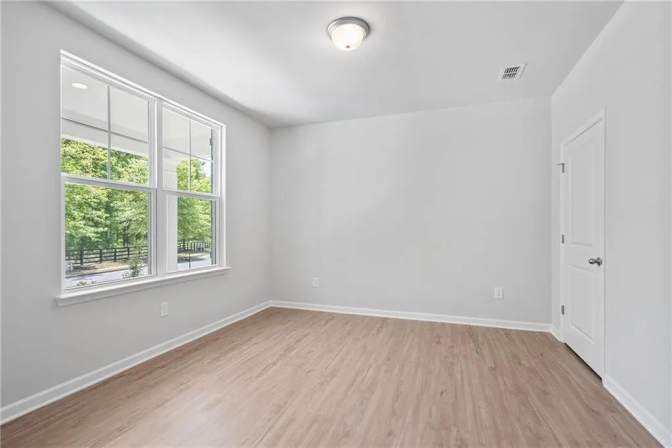 Alcove Rooms's room