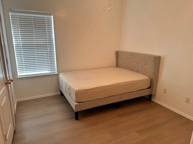 Minh's room