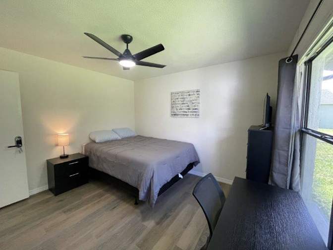 PadSplit's room