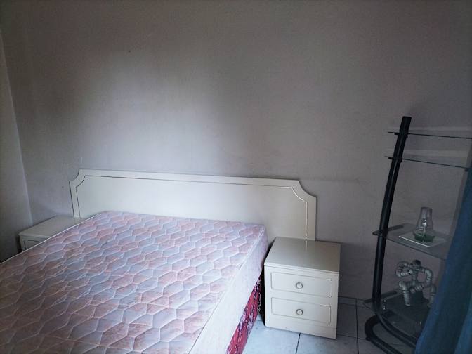 Jeanett's room