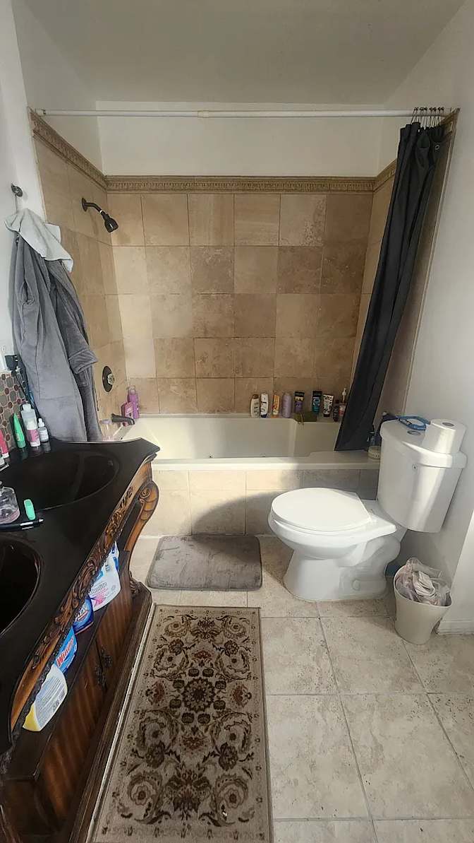 Student Housing's room