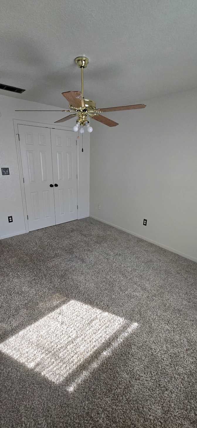 Tai's room