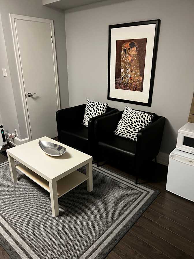 Nick Sarkovski's room