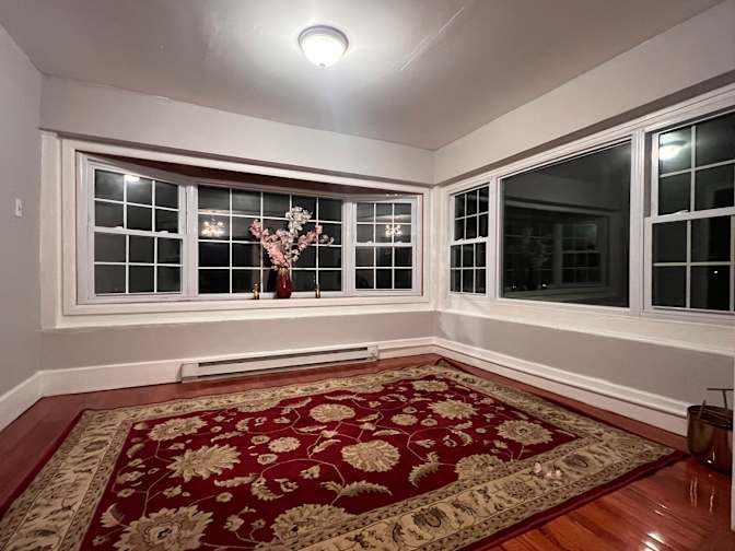 sara's room
