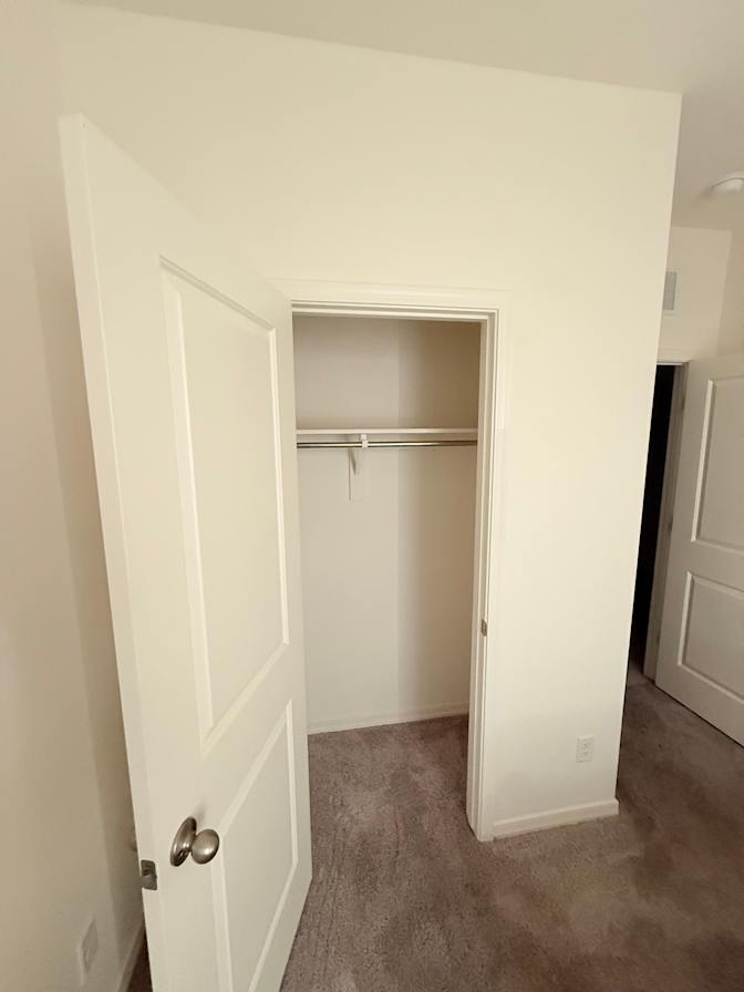 Cyntaya's room