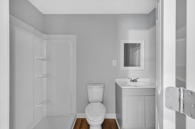 lifedoorrentals's room