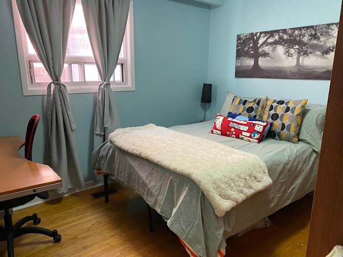 Doris's room