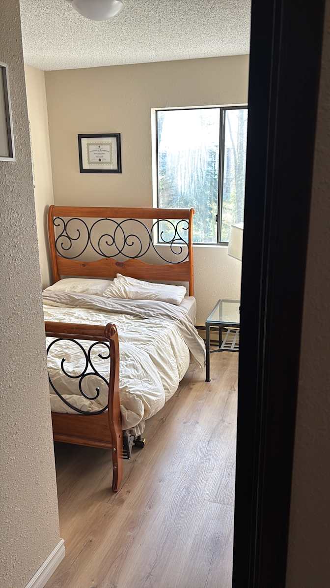 Dale Walters's room