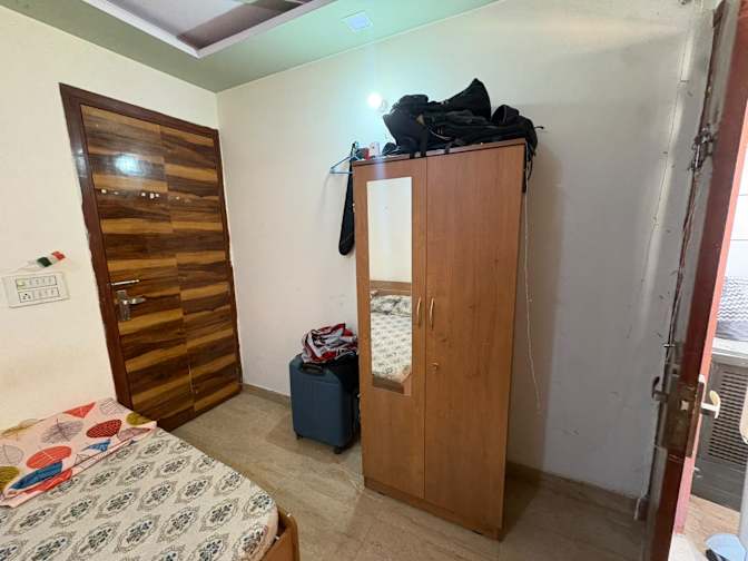Raghav's room