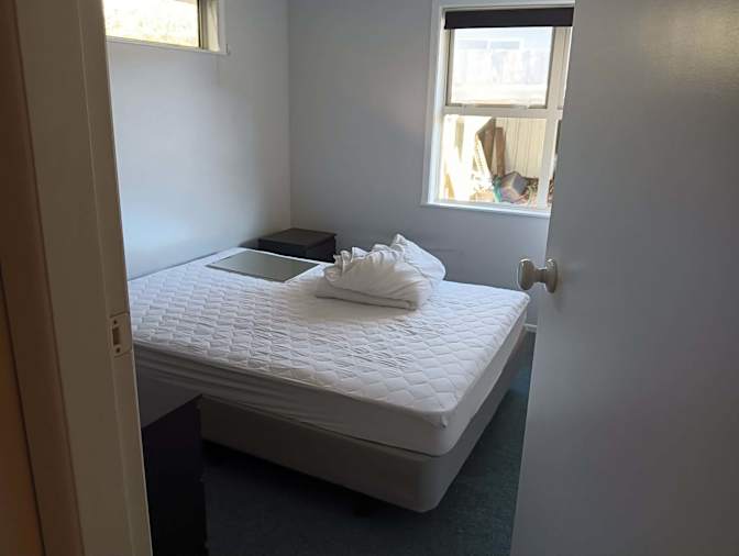 stefan's room