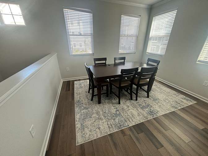 Alcove Rooms's room