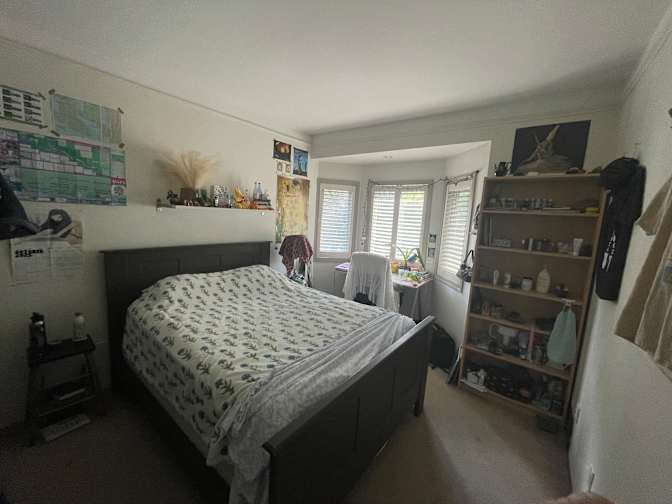 Masha's room
