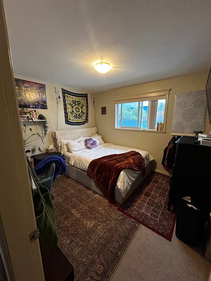 Sydney's room