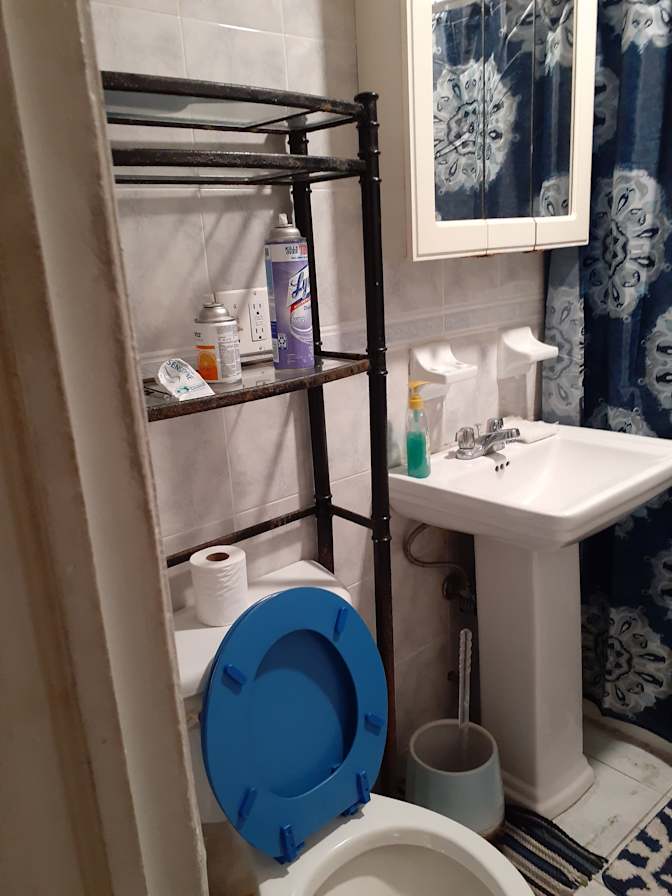Jason Bryan, Realtor's room