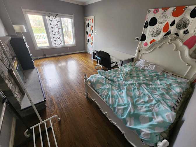 Jay's room