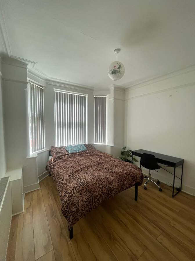 Jasmine's room