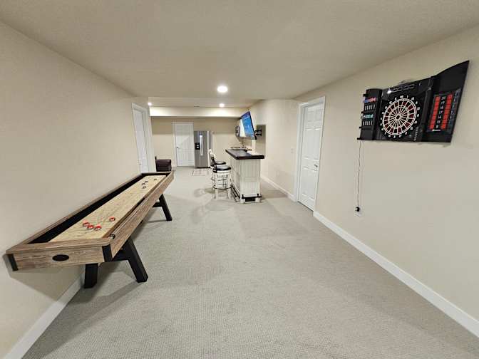kenny's room