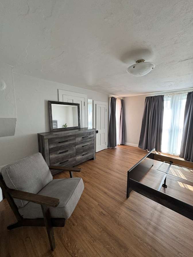 Max's room