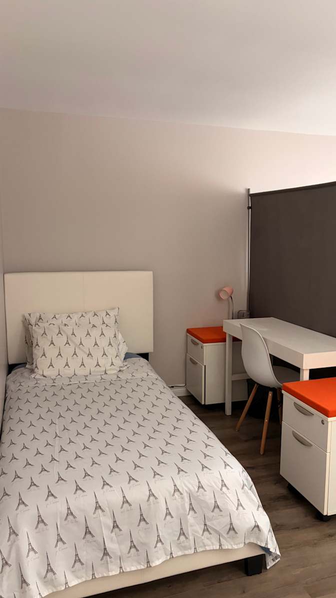 Gie Atienza's room