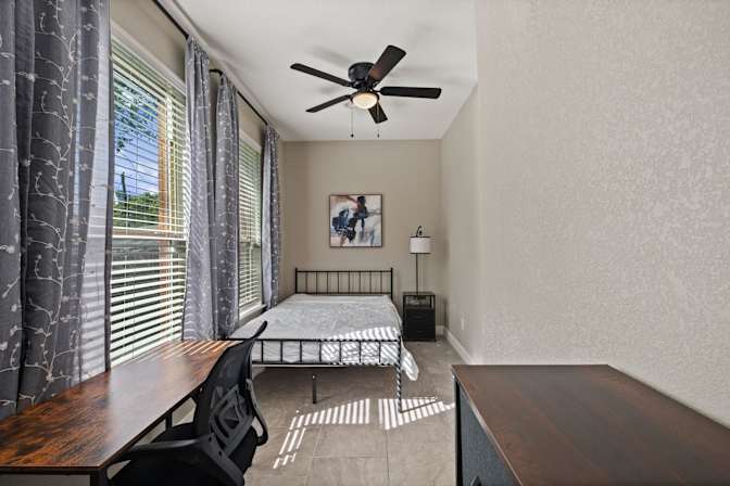 PadSplit's room