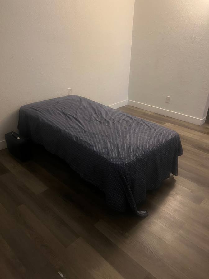 Robb Davis's room