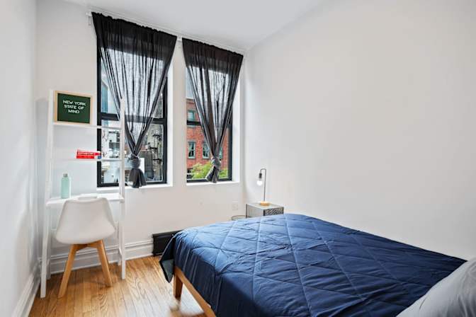 Liza's room