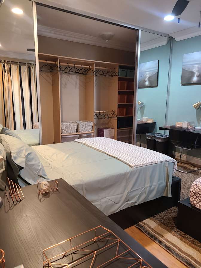 Gwen's room