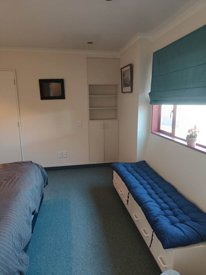 Simon's room