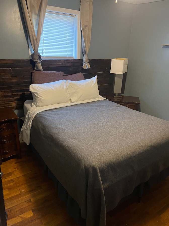 Shak's room