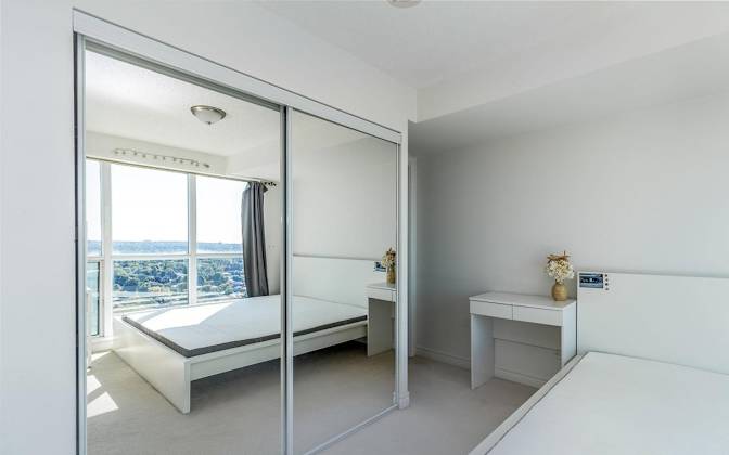 Simon's room